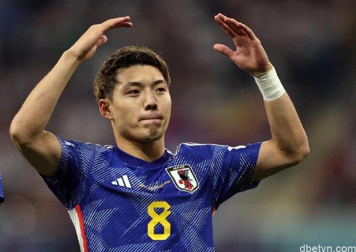 Top 10 cầu thủ Châu Á đắt giá nhất: Son Heung Min dẫn đầu 9